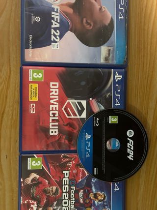 Consola PS4 Negra + 2 Mandos (Negro y Rojo).