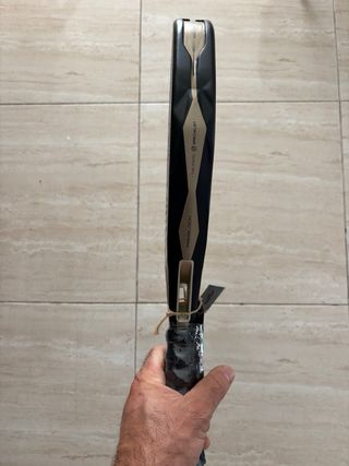 Pala Pádel Bullpadel Neuron 02