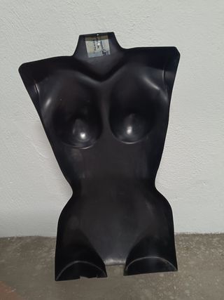 Busto silueta mujer negro