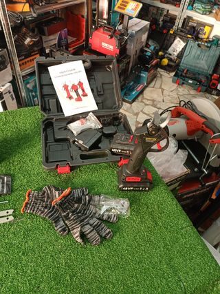 Trimmer, Forbici, Motosega a Batteria
