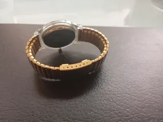 Reloj Marea Correa Extensible Dorado y Rojo