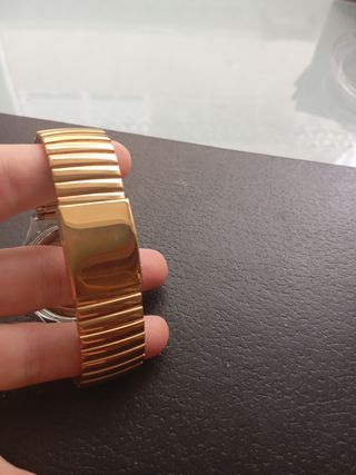 Reloj Marea Correa Extensible Dorado y Rojo