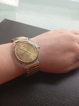 Reloj Marea Correa Extensible Dorado y Rojo