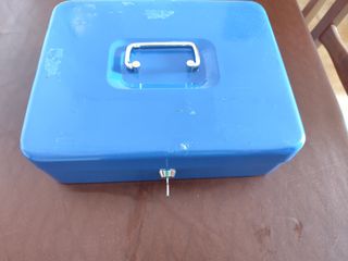 Cassetta metallica 30x24x9 cm