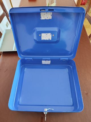 Cassetta metallica 30x24x9 cm