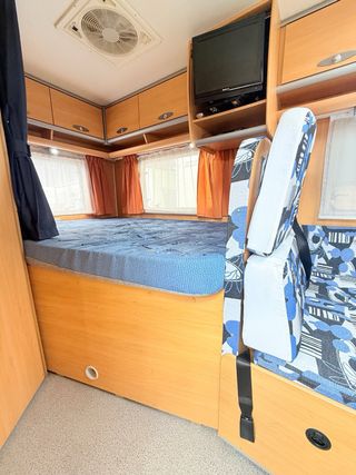 Autocaravana rutera alta gama Dethleffs 