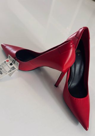 Zapatos de tacón Zara rojos talla 37