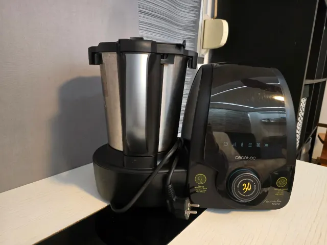 Robot de cocina Cecotec Mambo 10070
