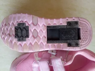 Zapatillas Patín con Luces Niña Rosa talla 34
