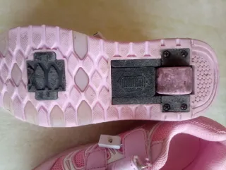 Zapatillas Patín con Luces Niña Rosa talla 34
