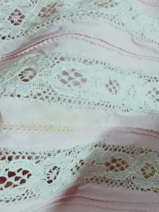 Antiguo Vestido  rosa en rayón y encaje  romántico
