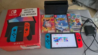 Nintendo Switch OLED + 3 Juegos