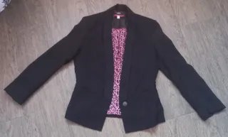 Americana corta Bershka negra Talla S