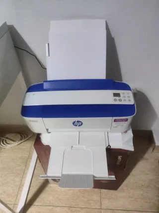 Impresora HP 3760 Azul y Blanca