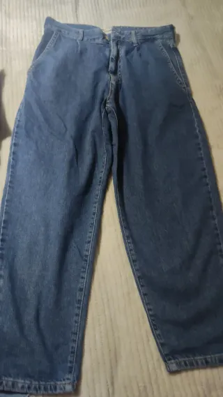 Jeans Zara/Stradivarius y pullanbear T.38/36/40