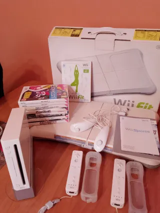 Nintendo Wii Fit + 7 Juegos
