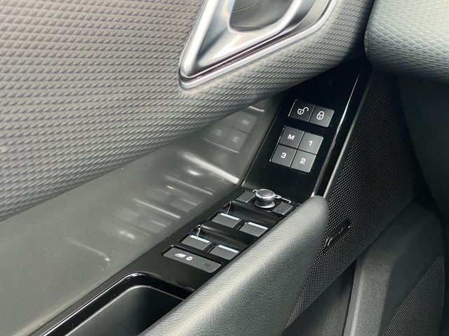 Land Rover Range Rover Velar 2.0 D240 177kW R-Dynamic HSE 4WD Auto