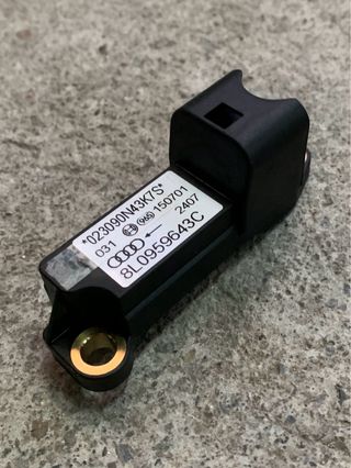 Sensor impacto lateral AUDI A3 8L (1ºGen.)