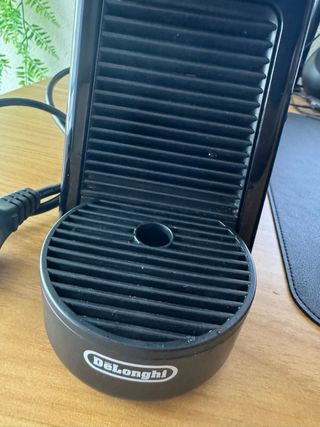 Cafetera Nespresso Essenza Mini Negra