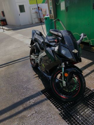 Derbi GPR Moto
precio negociable 