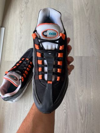 Nike Air Max 95 Gris Talla 43
