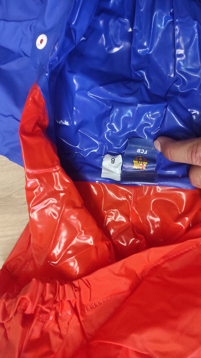 Chubasquero FC Barcelona niño