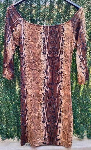Vestido estampado serpiente