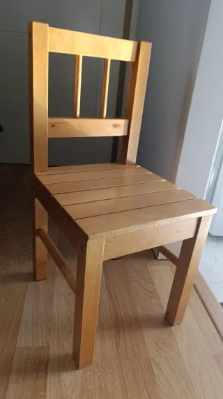 Escritorio infantil SUNDVIK Ikea con  silla