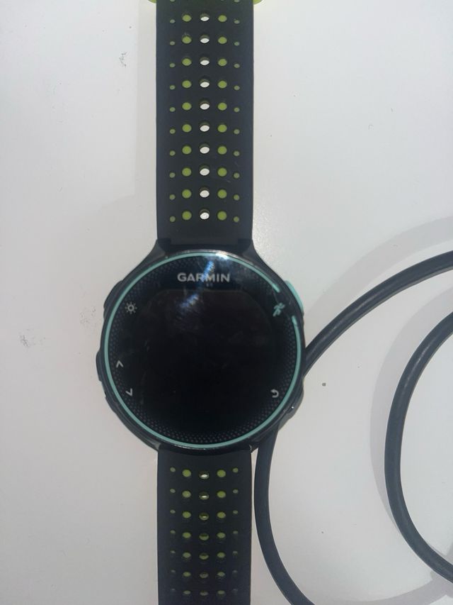 Garmin Forerunner 235 Negro/Verde