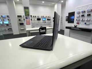 PC  Portatile Toshiba i5 16  GB RAM SSD 256GB Gami
