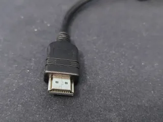 Adattatore Lenovo HDMI a VGA