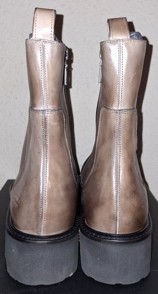 Botines marca Melvin & Hamilton