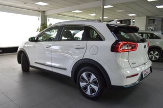 Kia Niro 1.6 GDi PHEV 104kW (141CV) Drive