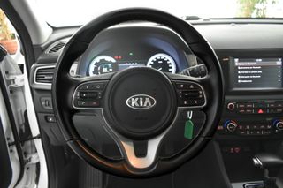 Kia Niro 1.6 GDi PHEV 104kW (141CV) Drive