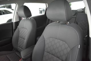 Kia Niro 1.6 GDi PHEV 104kW (141CV) Drive
