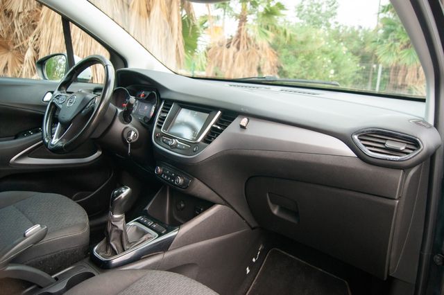 Opel Crossland X 2019