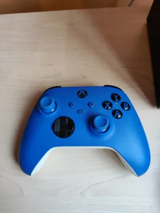 Xbox Series X 1TB + Mando Azul