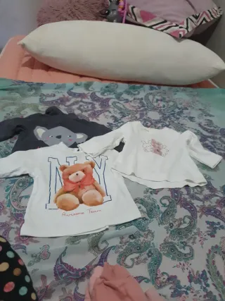 Lote 2 Camisetas Bebé (9m, Blanco y Gris)