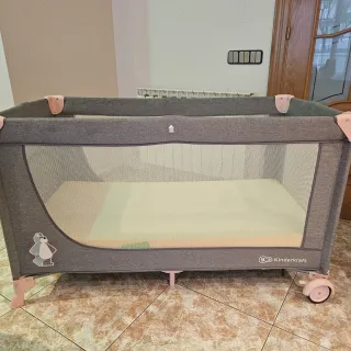 Cuna de viaje Kinderkraft.