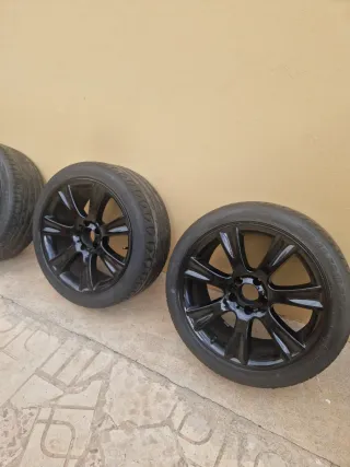 Llantas Mercedes 18 Negras 