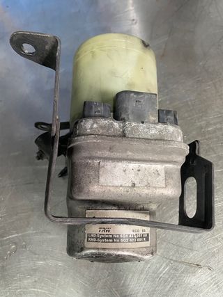 Bomba Dirección Asistida Volkswagen 6Q0423156M