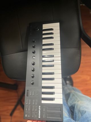 Native Instruments Komplete Kontrol M32