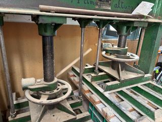 Prensa de Ebanista de Husillo