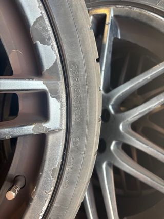 Llantas 19 Audi A3 con ruedas incluidas.