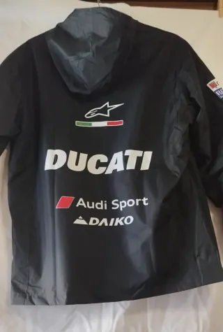 Chaqueta Cortavientos Ducati Negra Impermeable