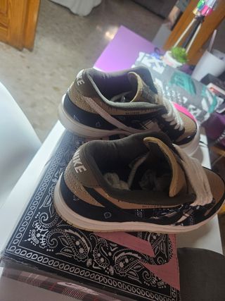 Nike Travis Scott Dunk SB