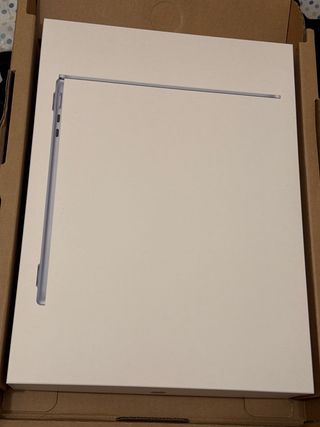 MacBook Air M4 precintado