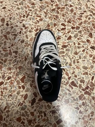 Zapatillas Nike Dunk Negras y Blancas