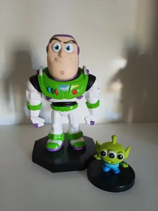 Buzz Lightyear y Alien Toy Story
