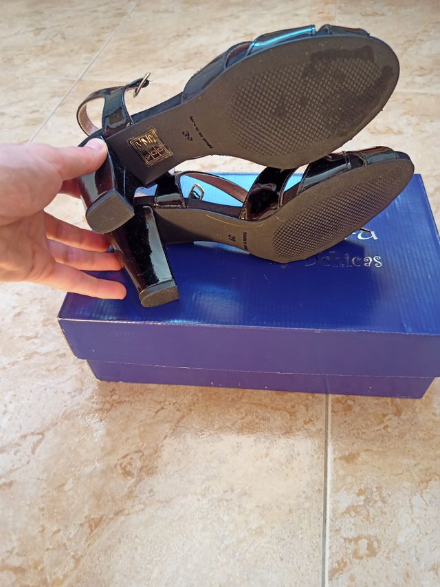 Sandalias tacón negras Lucia Viguera